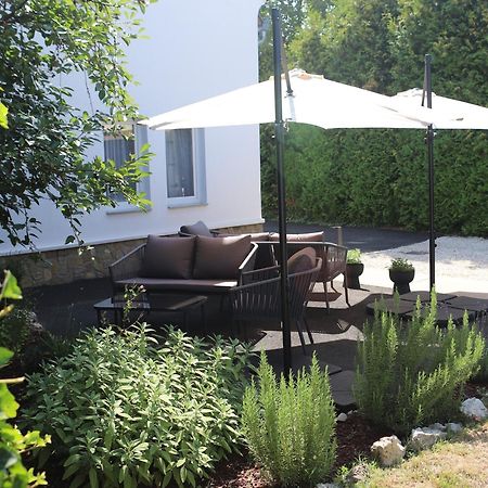 The Secret Garden - Keszthely Bed & Breakfast Ngoại thất bức ảnh