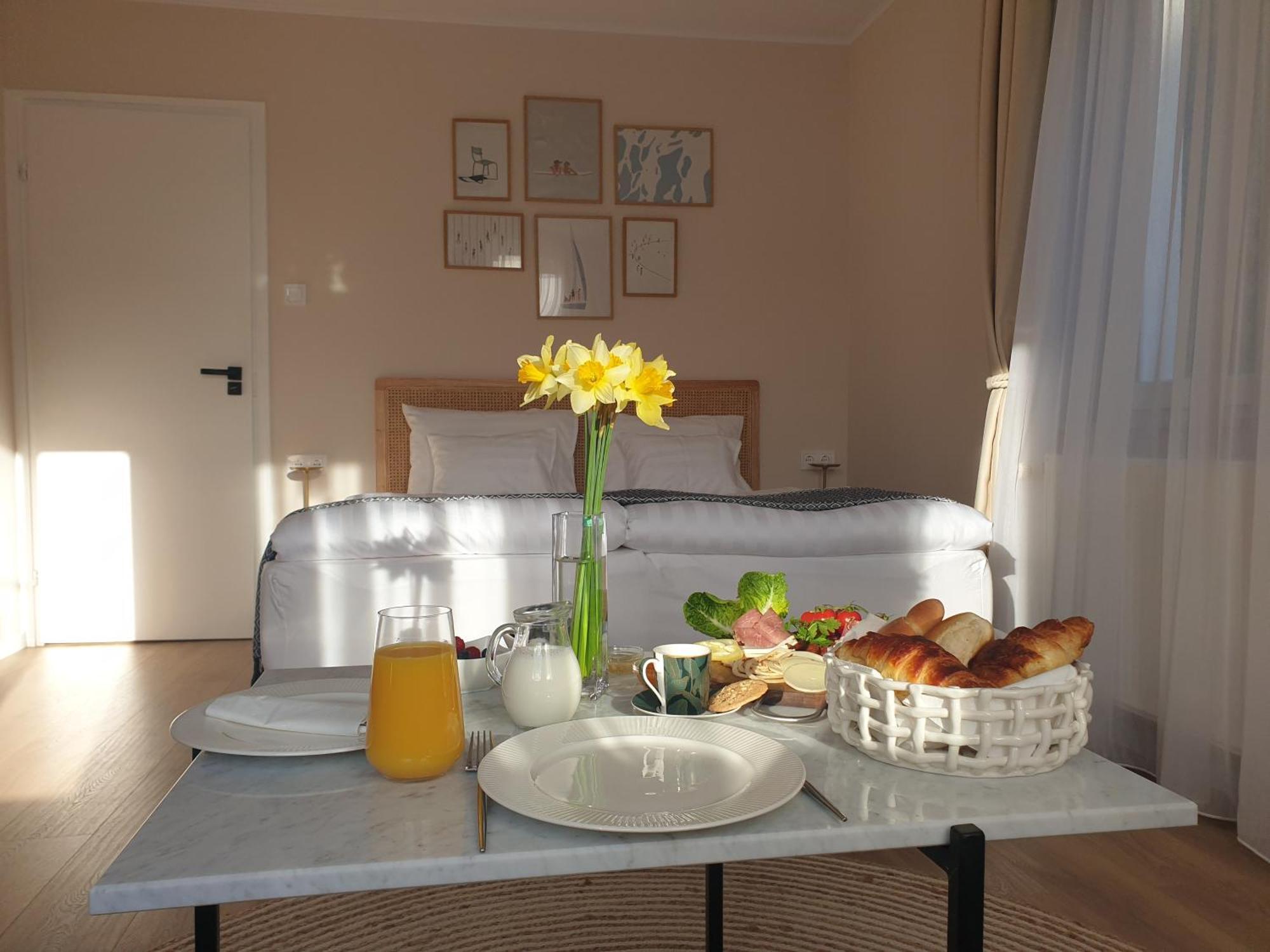 The Secret Garden - Keszthely Bed & Breakfast Ngoại thất bức ảnh