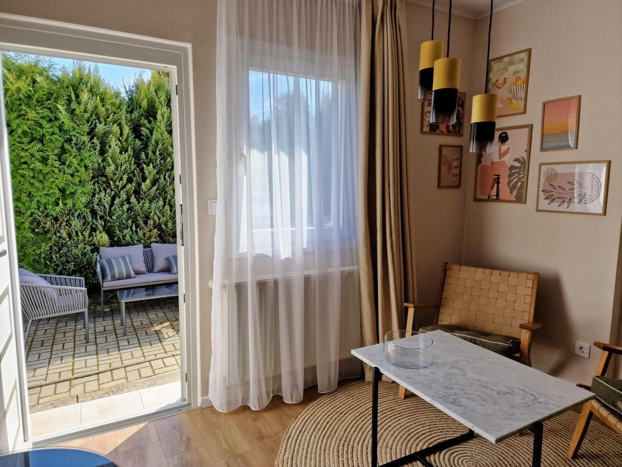 The Secret Garden - Keszthely Bed & Breakfast Ngoại thất bức ảnh