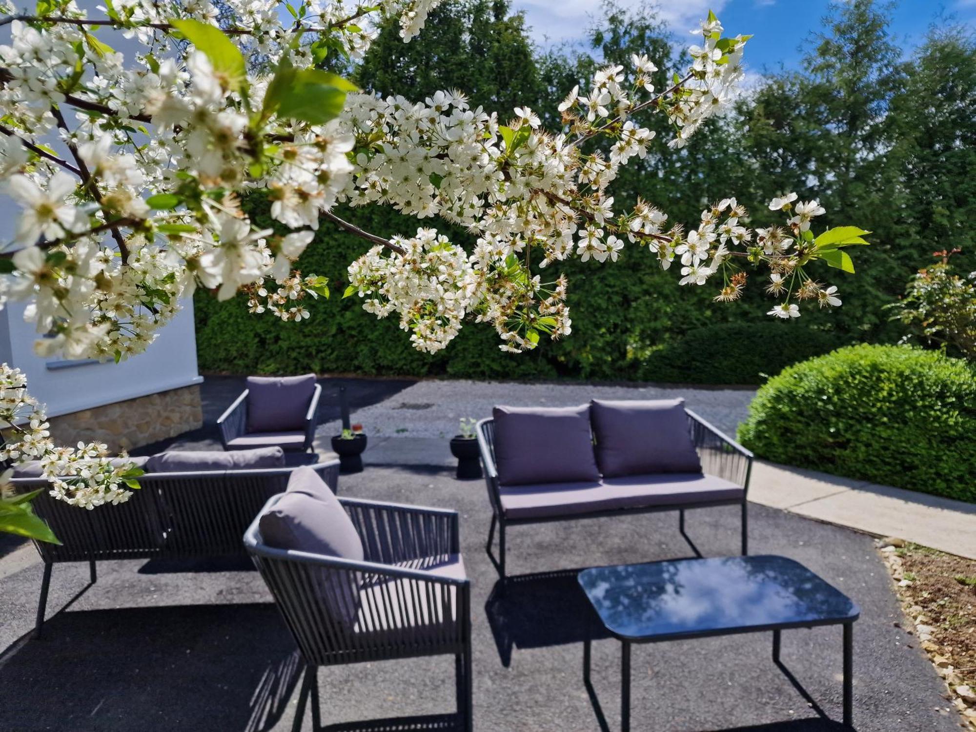 The Secret Garden - Keszthely Bed & Breakfast Ngoại thất bức ảnh