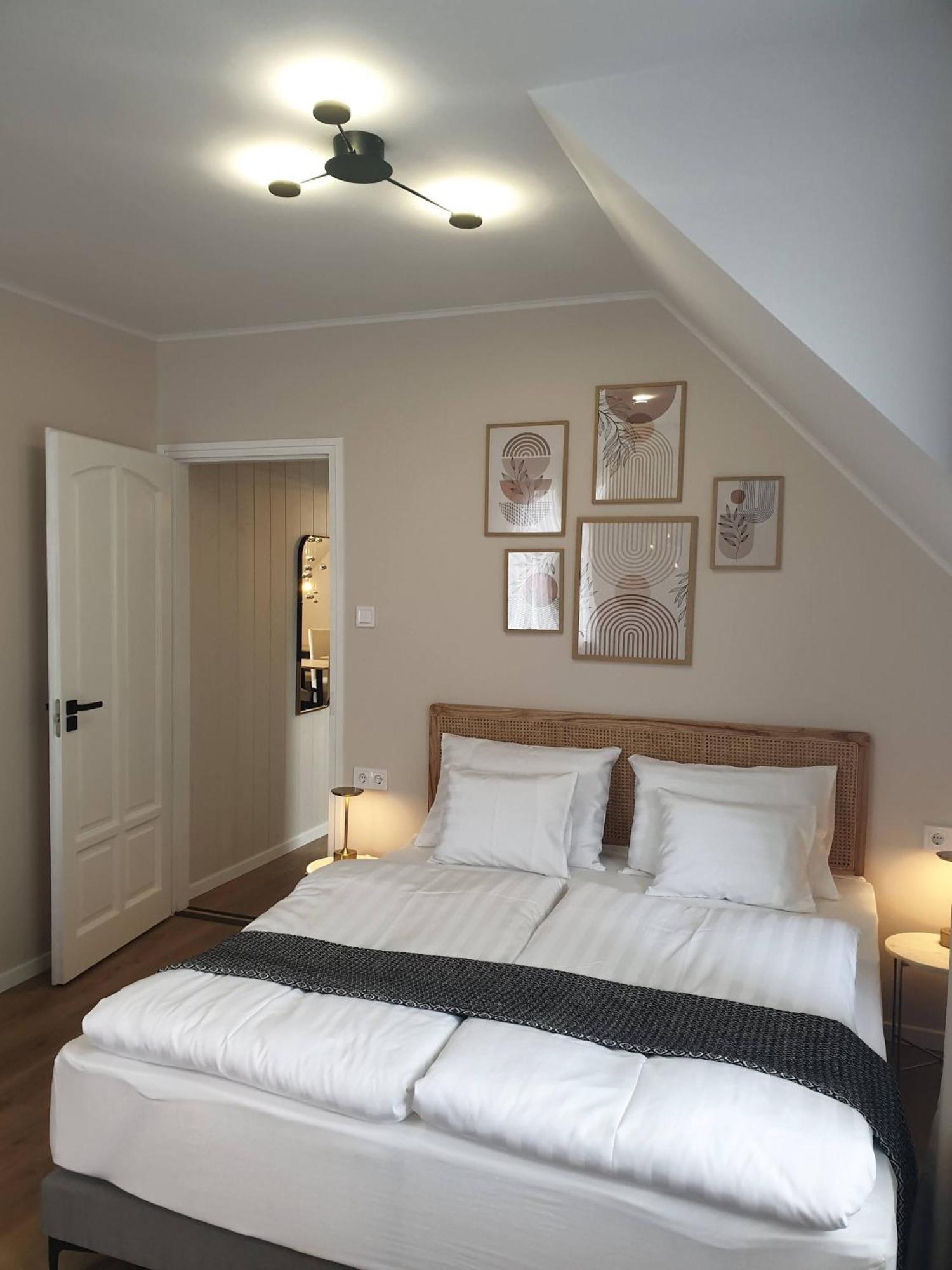 The Secret Garden - Keszthely Bed & Breakfast Ngoại thất bức ảnh