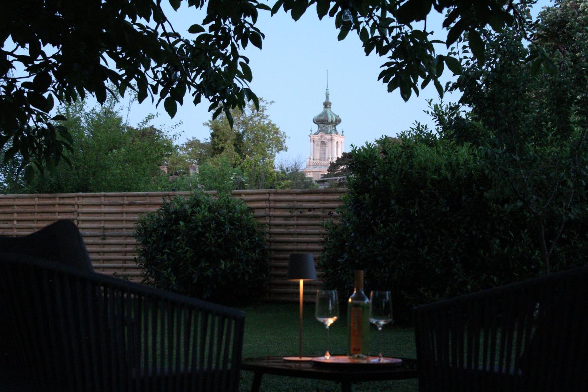 The Secret Garden - Keszthely Bed & Breakfast Ngoại thất bức ảnh